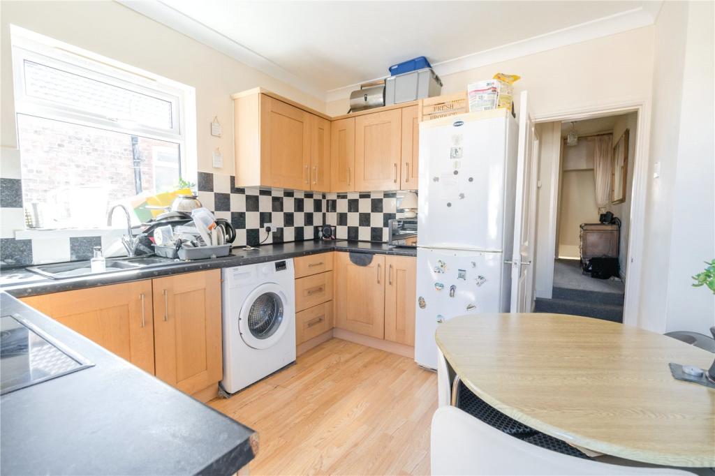 75a - Kitchen