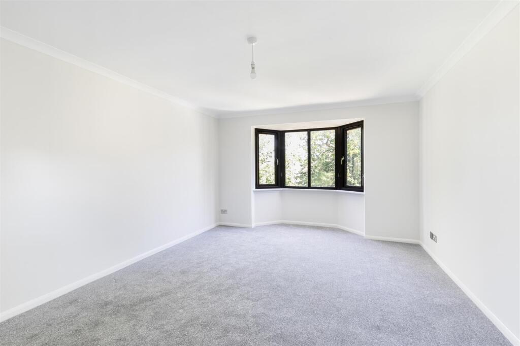 TURNPIKE LANE 5 - (3).jpg