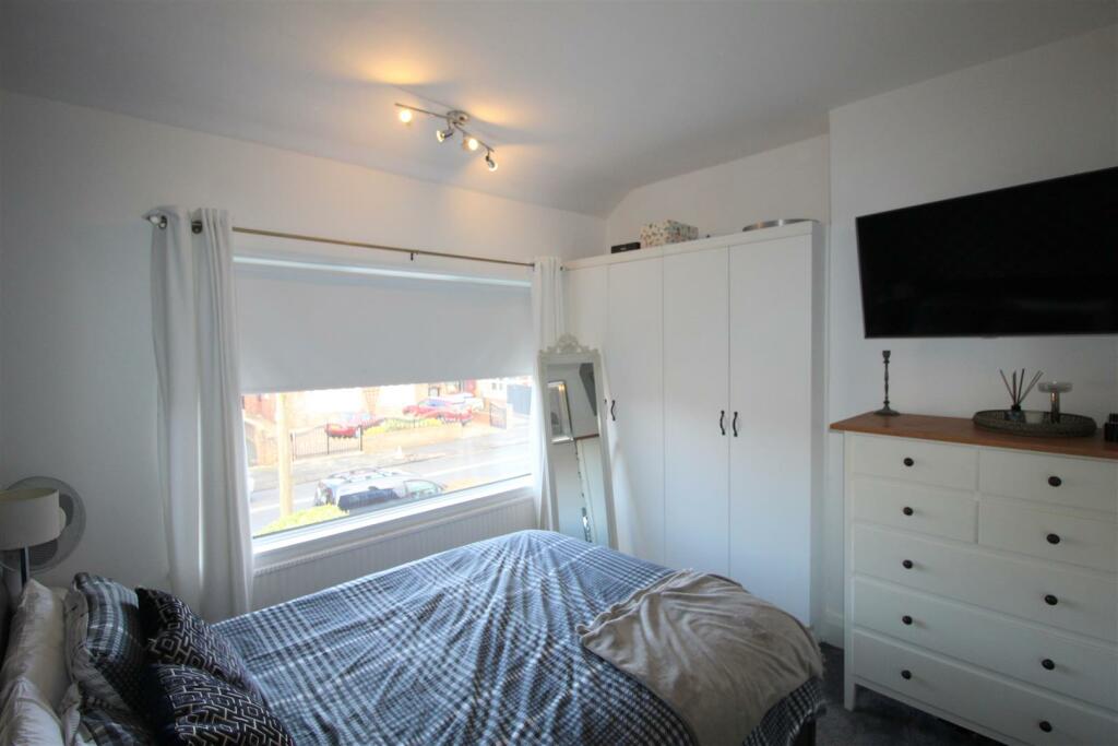 Sandhurst Ave, 38 Bedroom Three.JPG