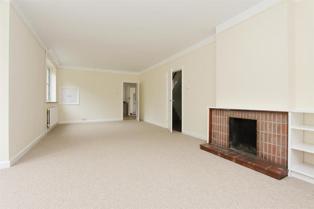 The Vicarage, West Lavington (14).JPG