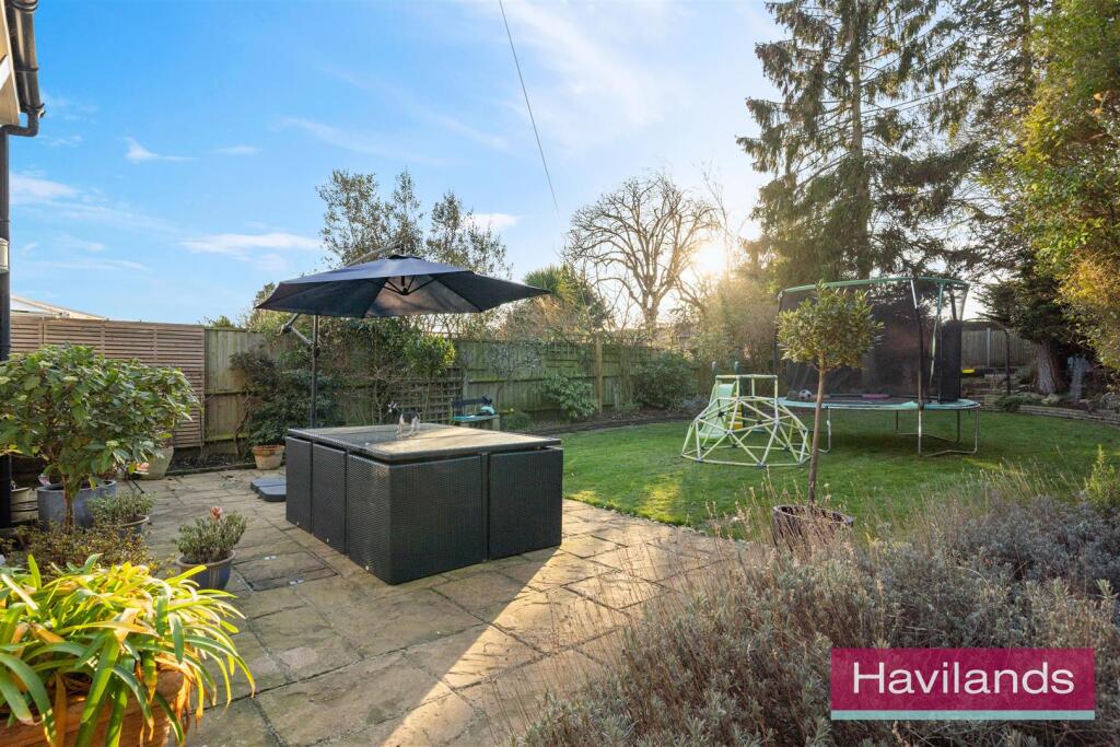 Hillfield Park-18.jpg