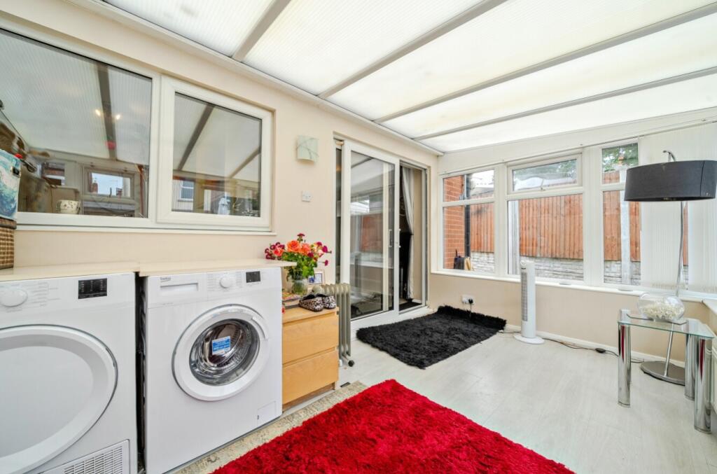 1342989-2-68a6de6ebbf89