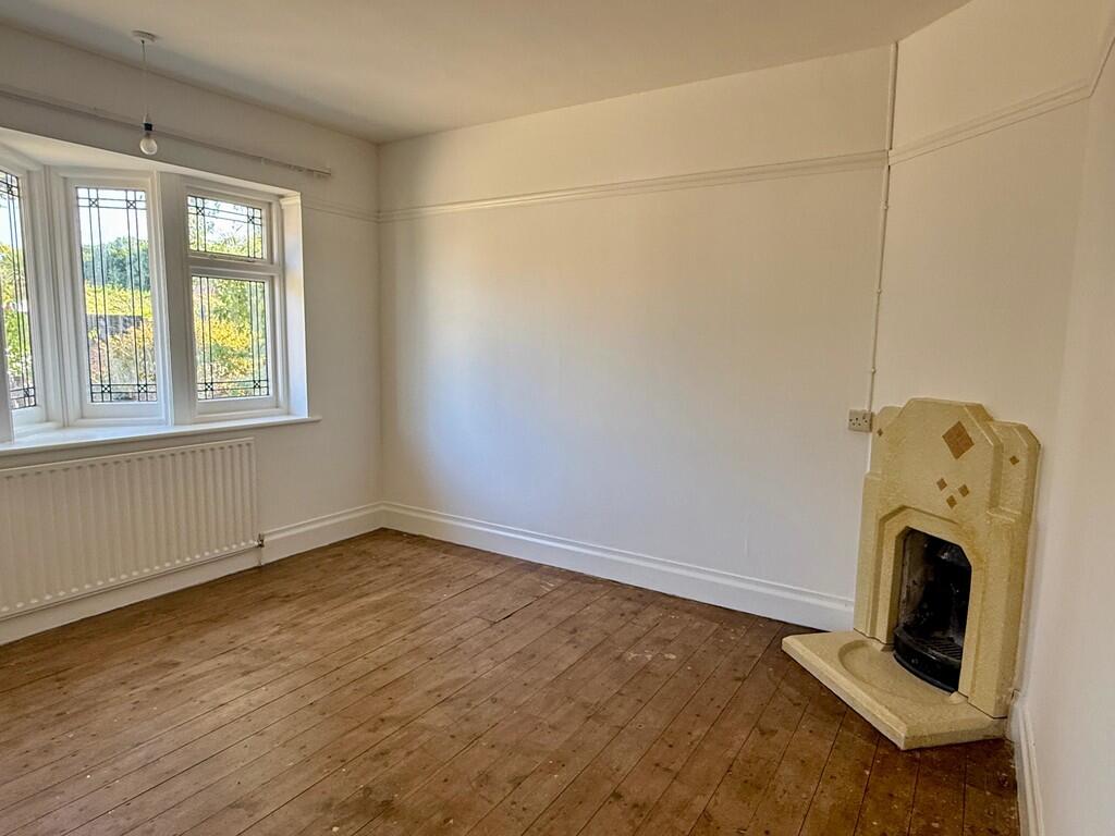 IMG-20250815-WA00...