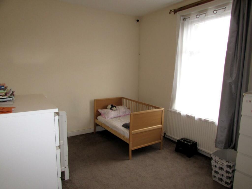 DroylsdenRd130bed2.JPG