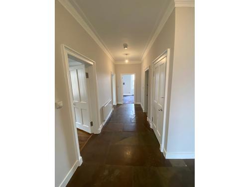 Hall1.jpg