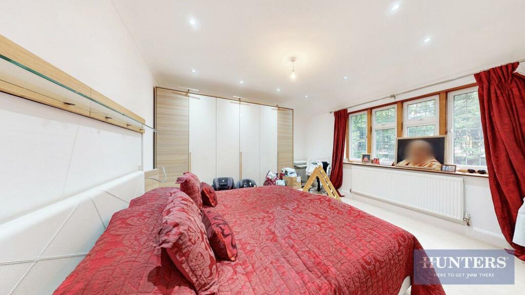 Pramukh Krupa, Chorleywood Road - OFR8LpitM5OREhzx