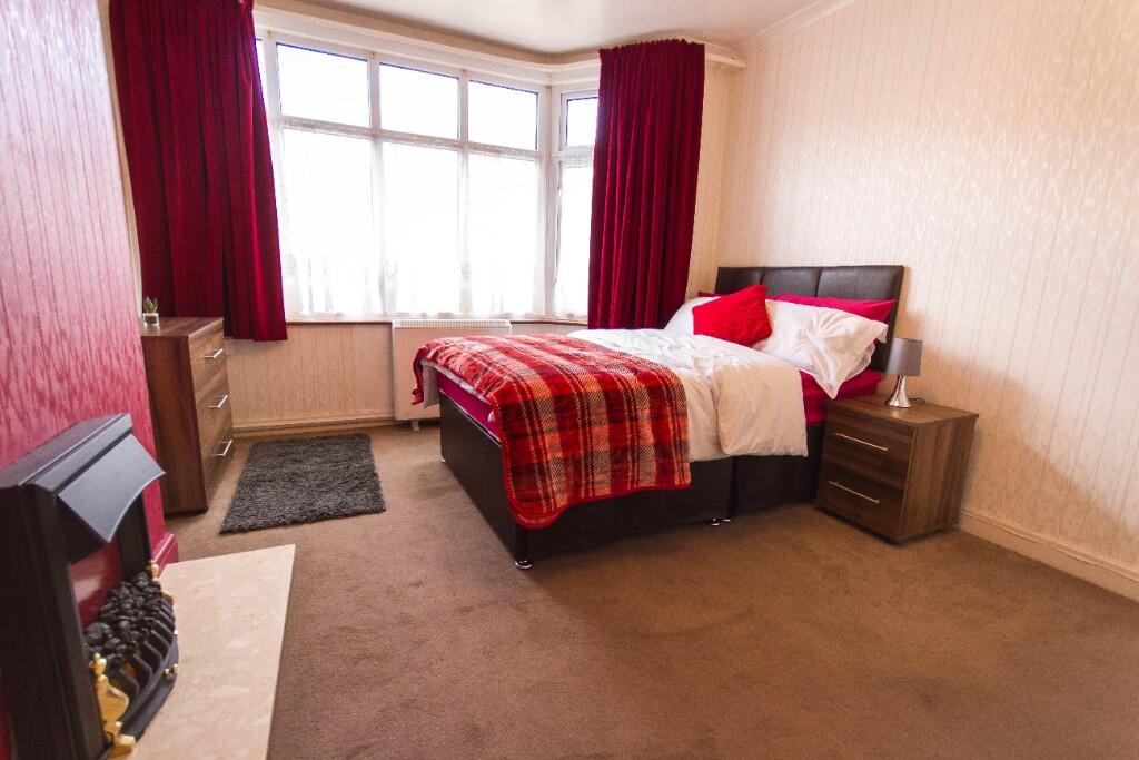 Plum Room