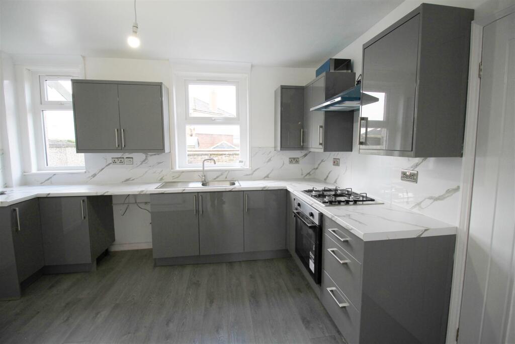 Kitchen..jpg