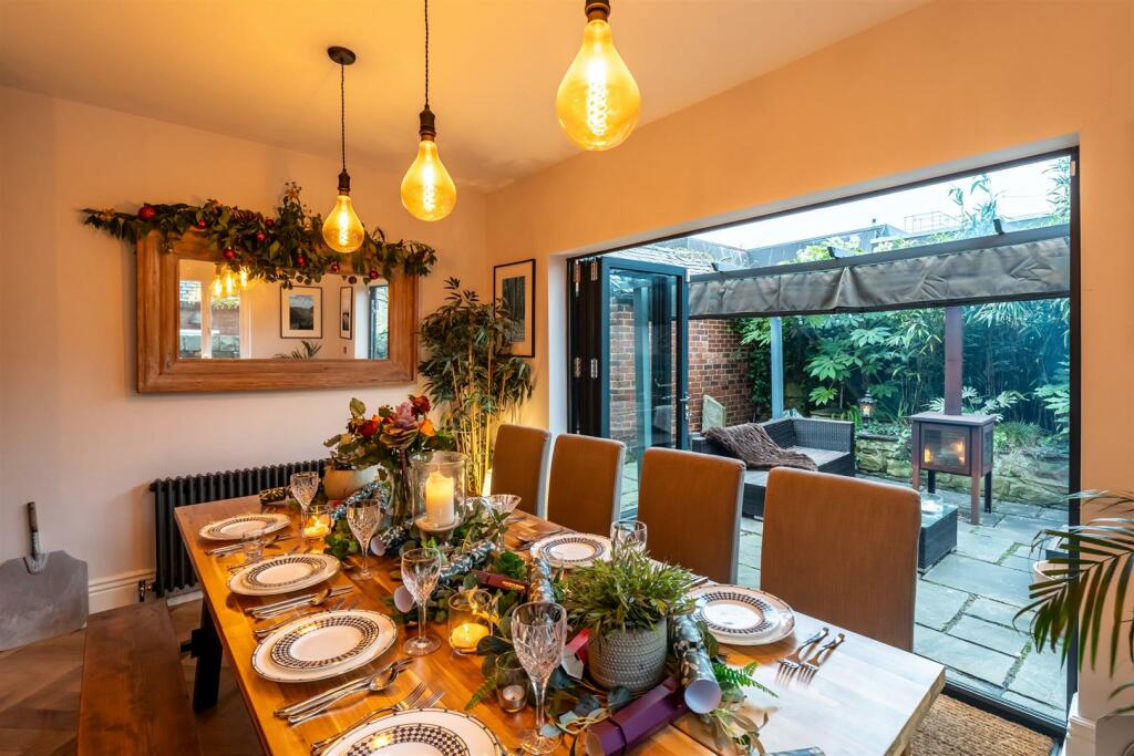 Dining Kitchen