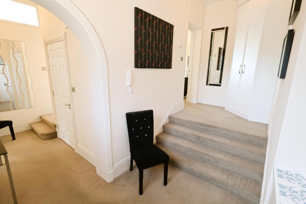 PRIVATE ENTRANCE HALL