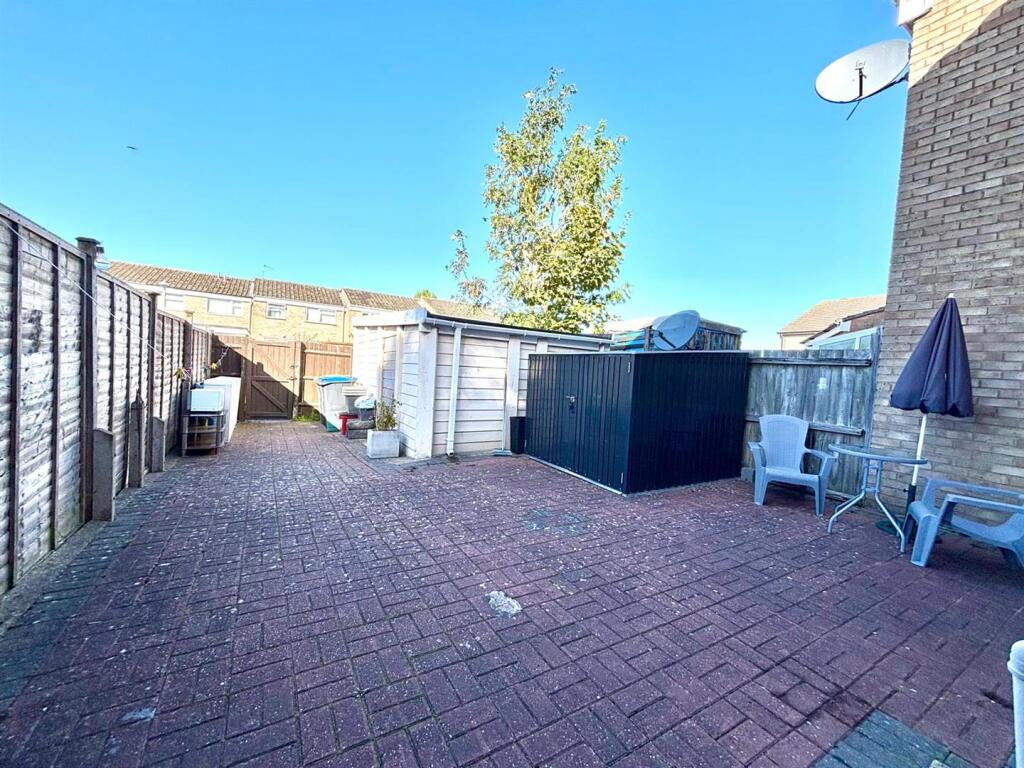 WhatsApp Image 2025-09-22 at 11.53.03_c8f65ae2.jpg