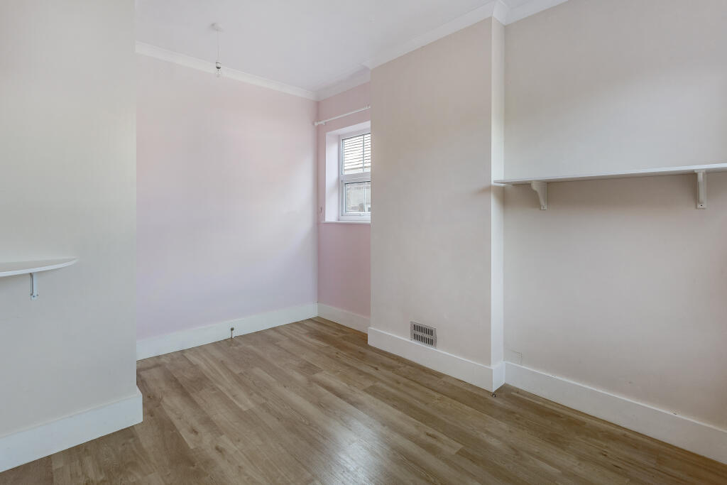 Bedroom 2 2.jpg