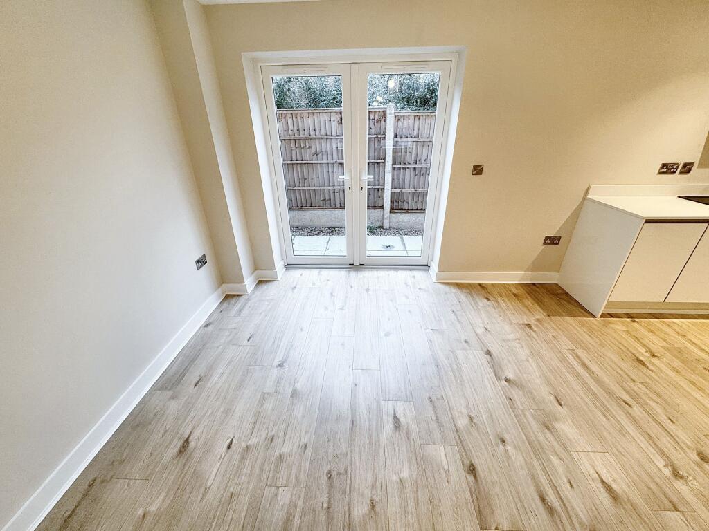 Lounge / Diner / Kit