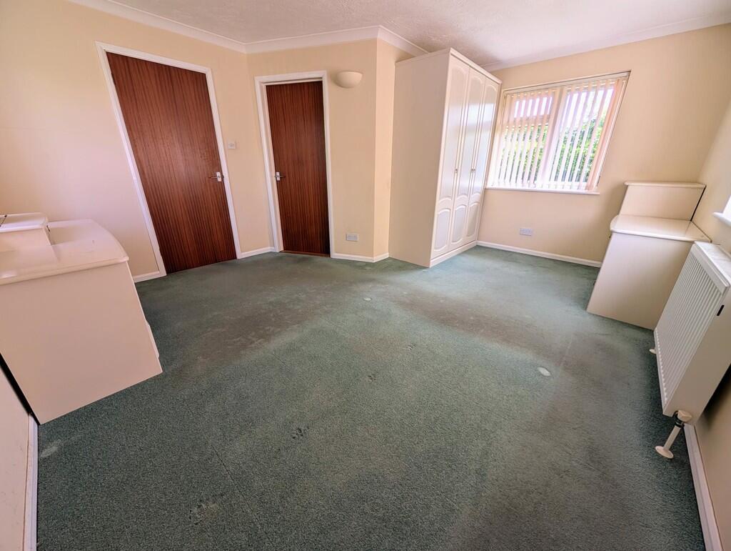 PXL_20250508_1032...