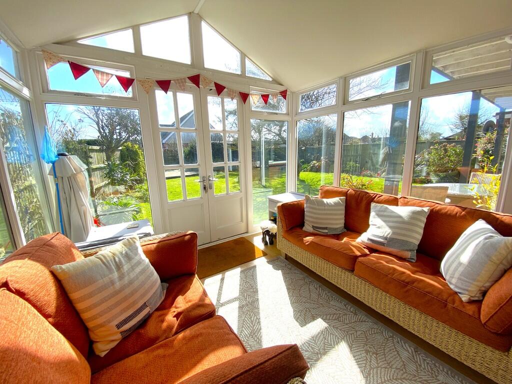Garden room and t...