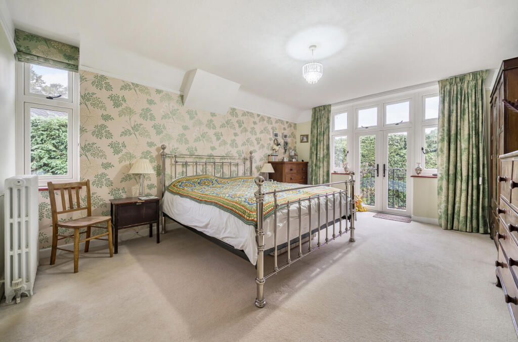 1386553-9-692db14...