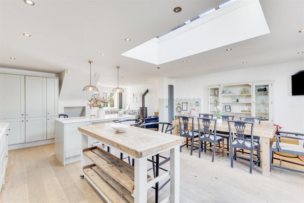 Baldock Road 72-28.jpg