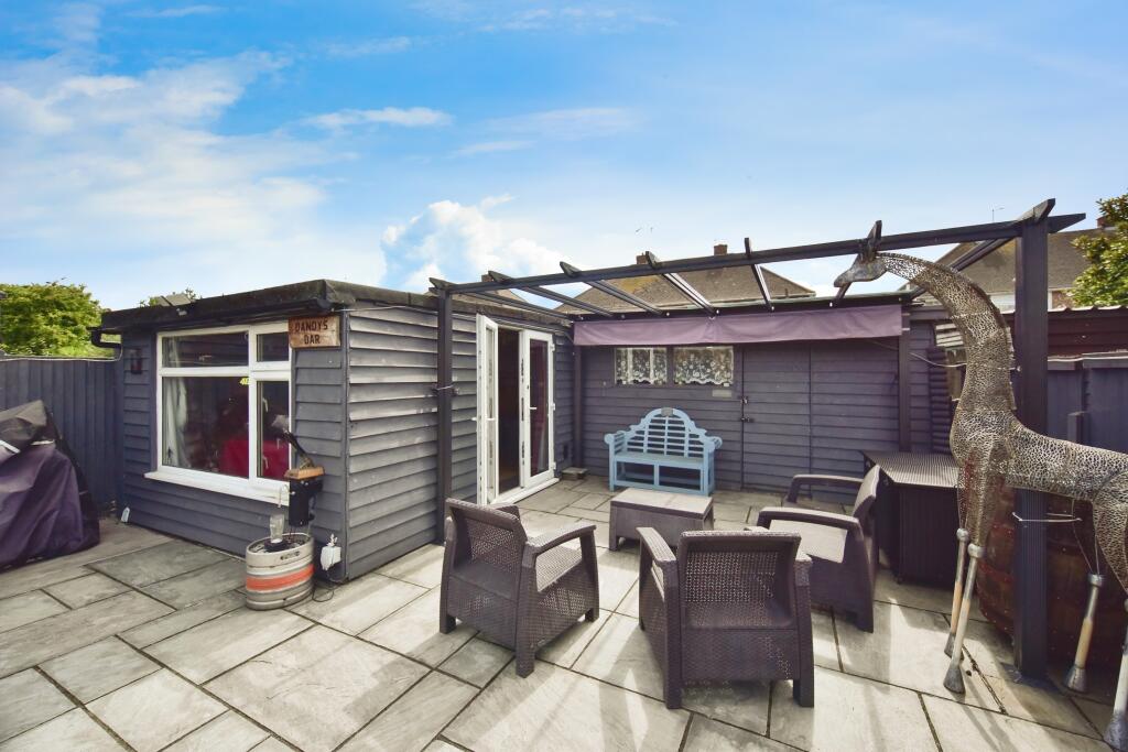 Garden Room &amp; Separate Shed Storage