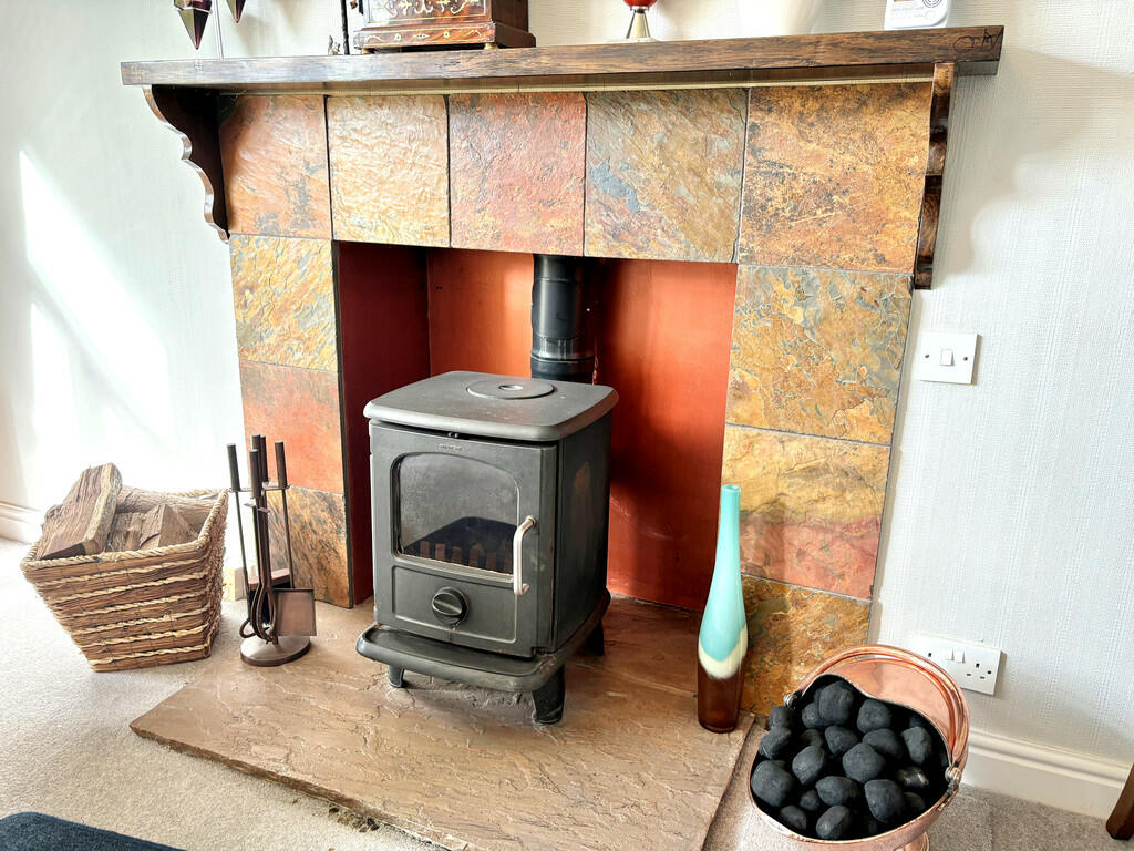 Solid fuel stove ...