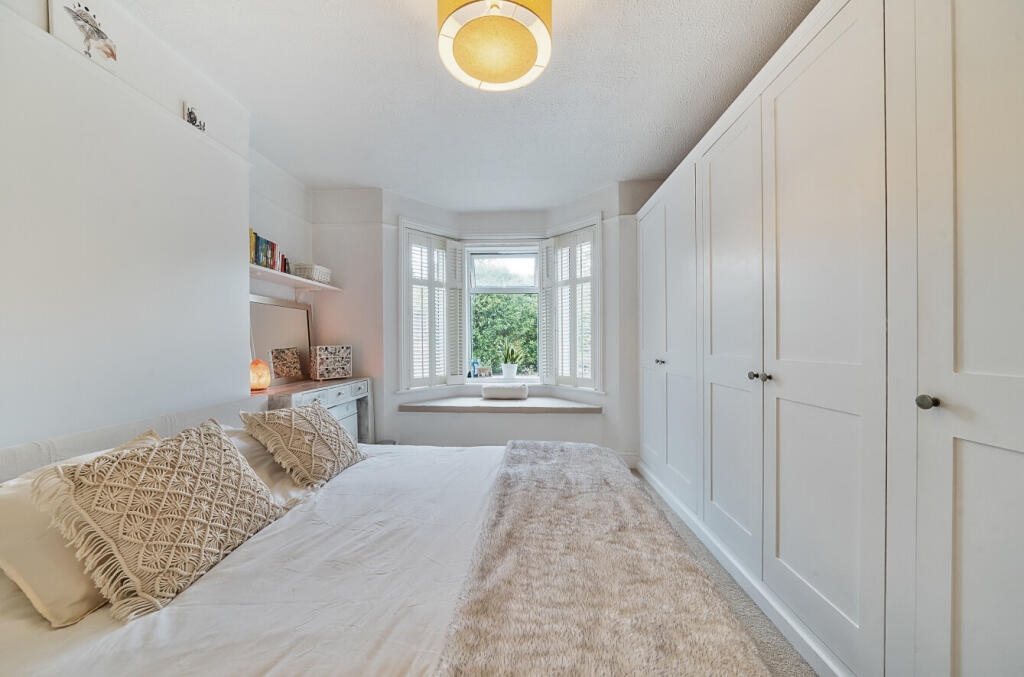 1328272-6-6887b53...