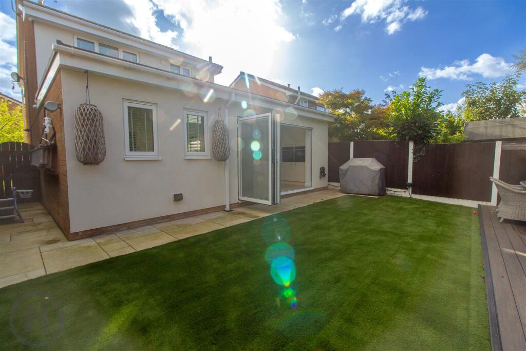 Rear Garden (3).jpg