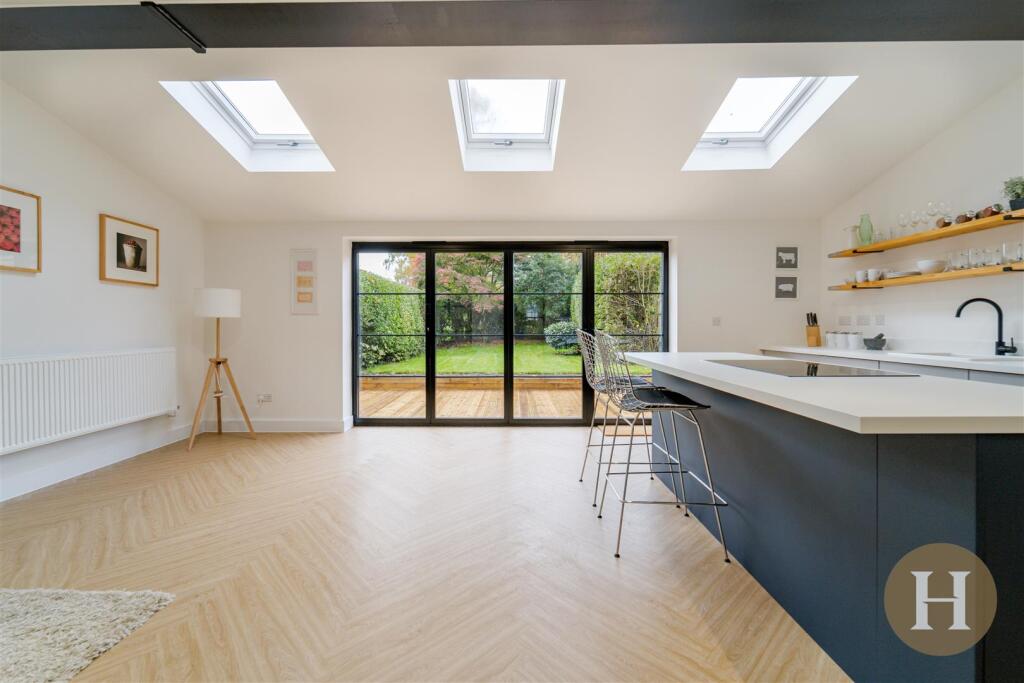 Hadleigh Estate Agents-11.jpg