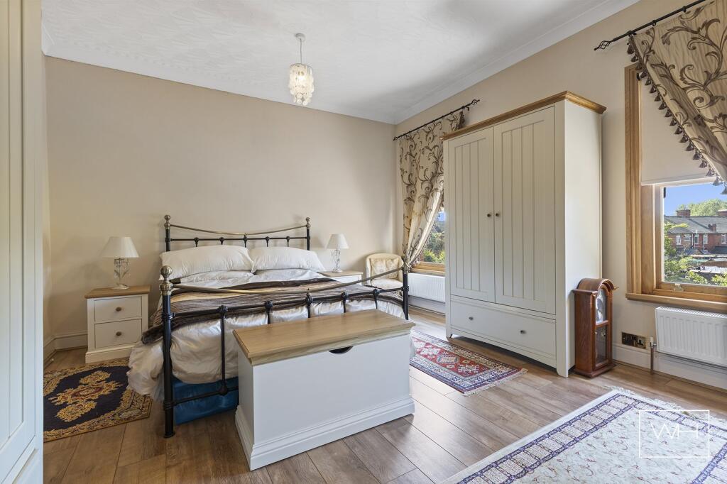 2 Finkle Street, Ben