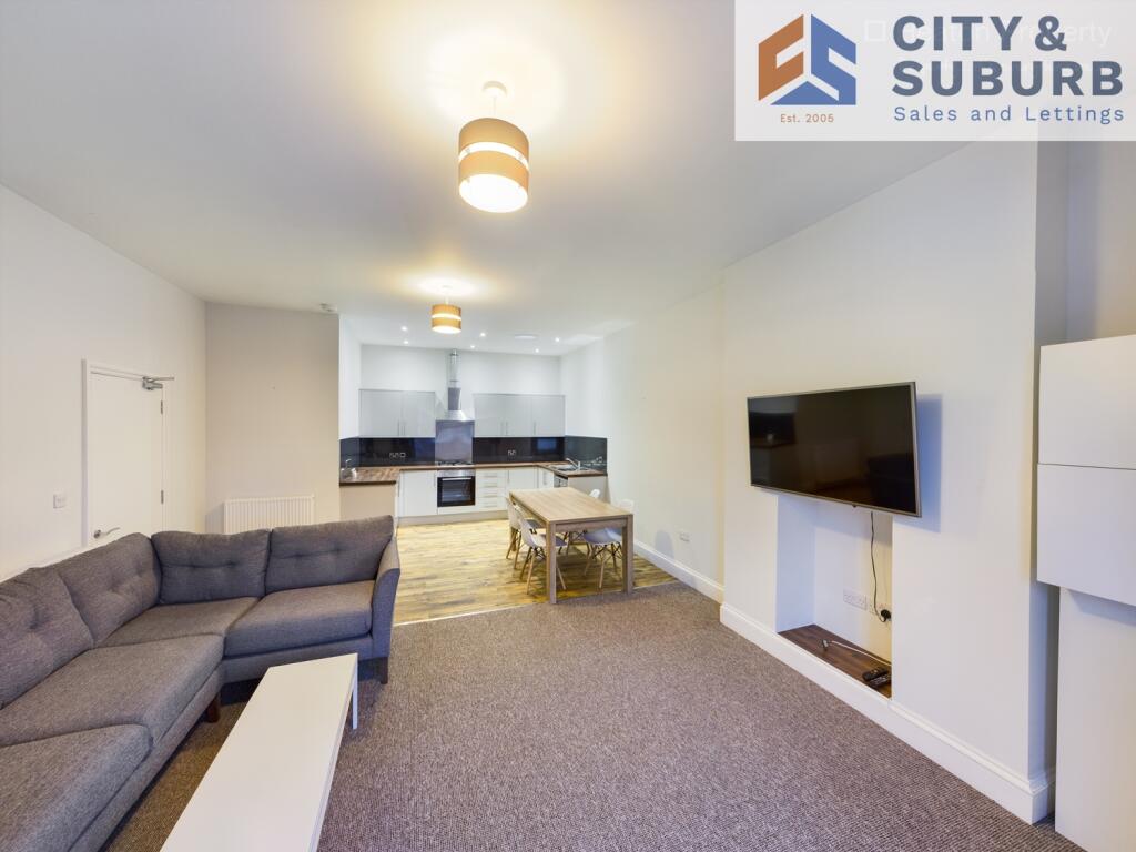 AT19 Advert photo (4)