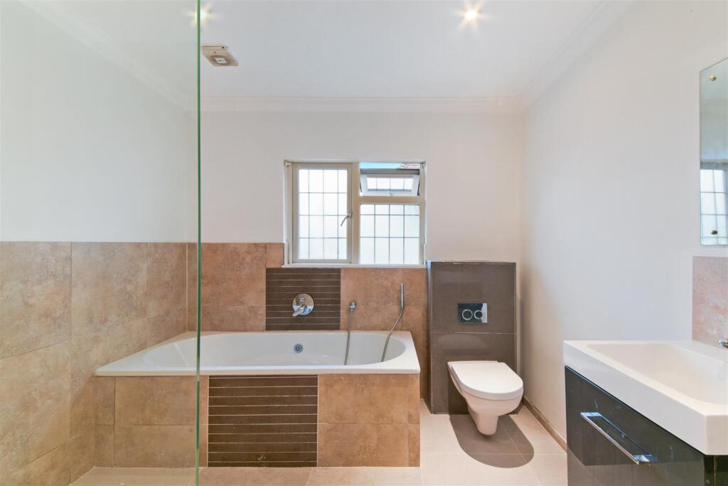 AMBERWOOD RISE (2).jpg
