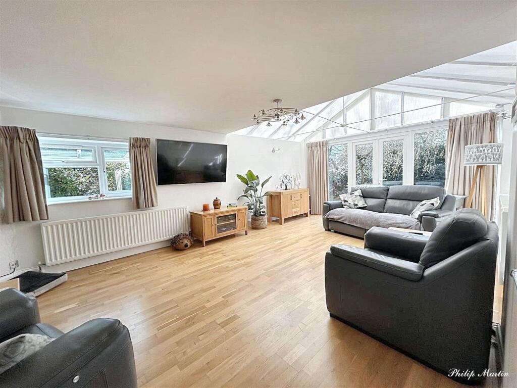 Whispers living room.jpg