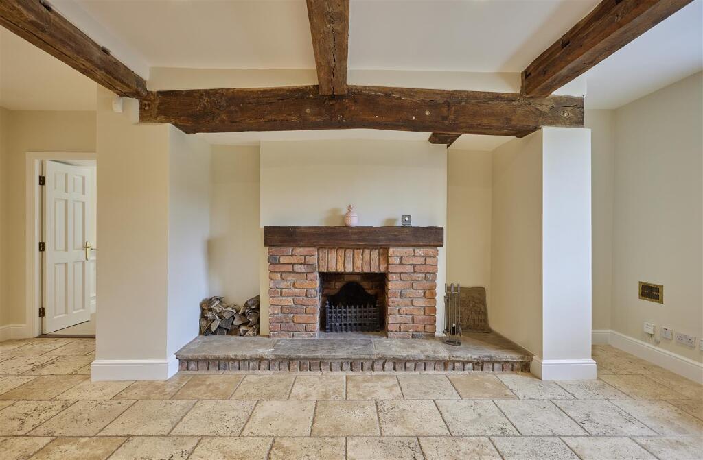 Woodend Farm 54.jpg