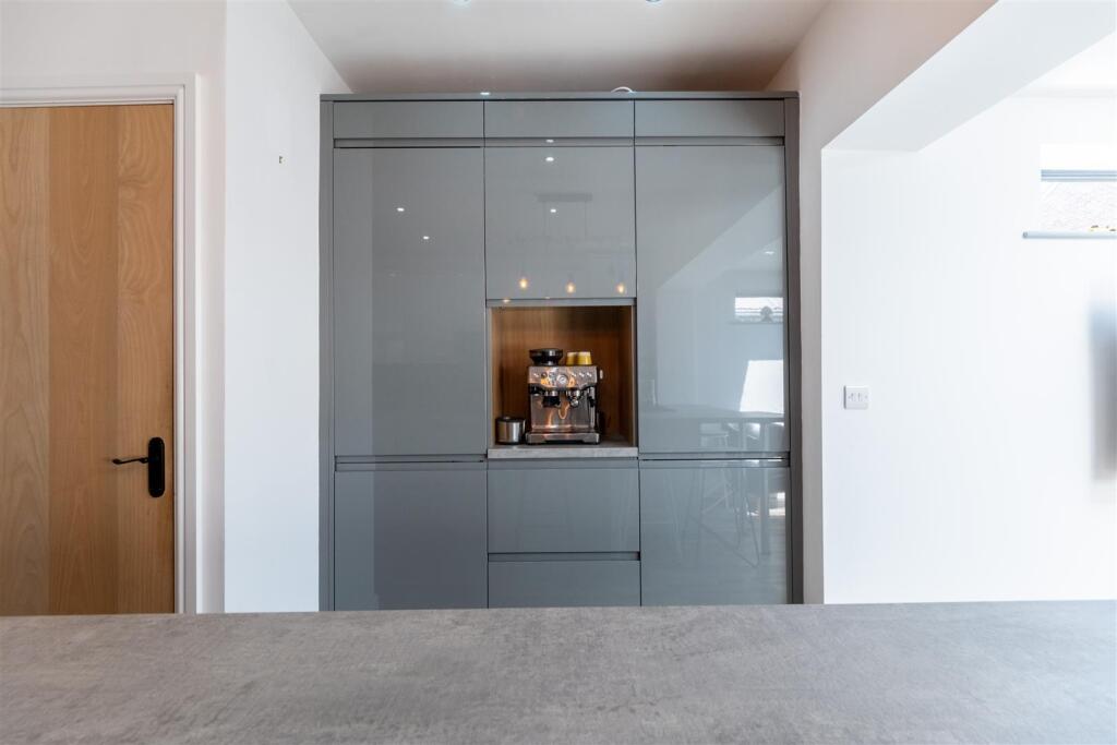 10 Plumbs Fold-005.jpg