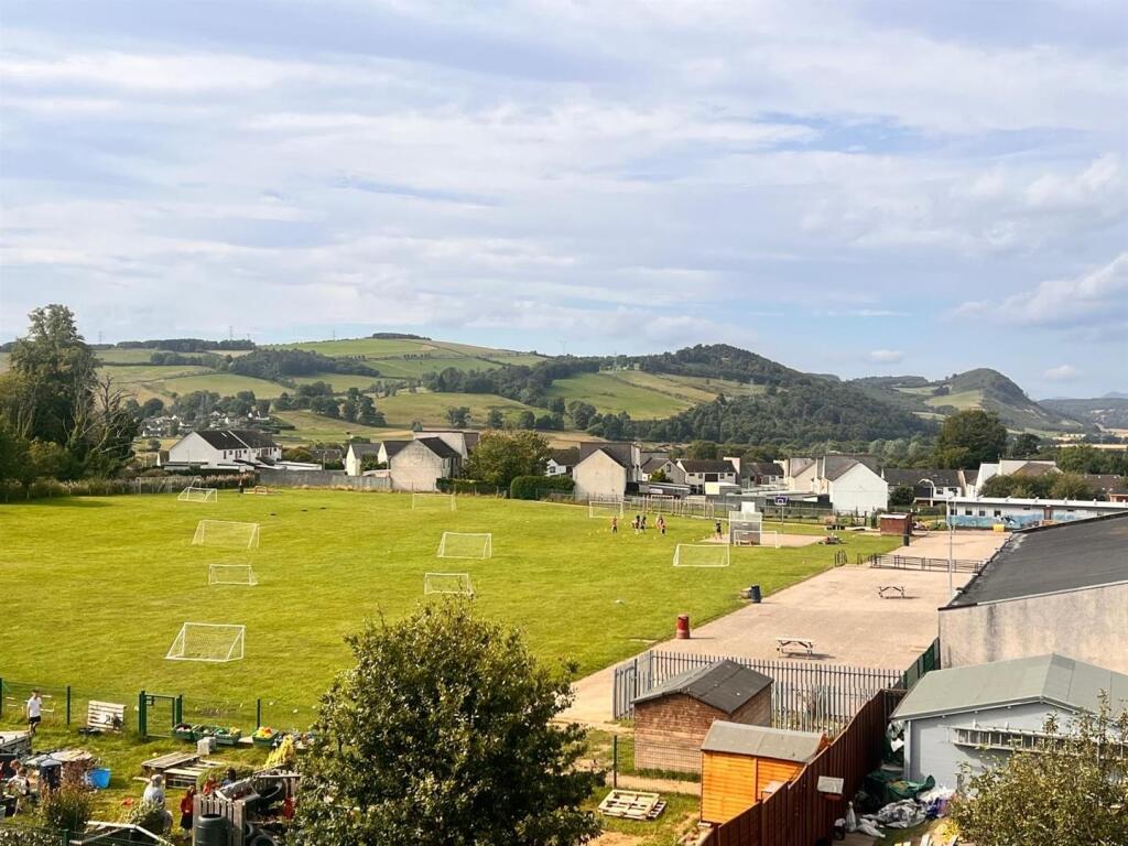VIEW.jpg