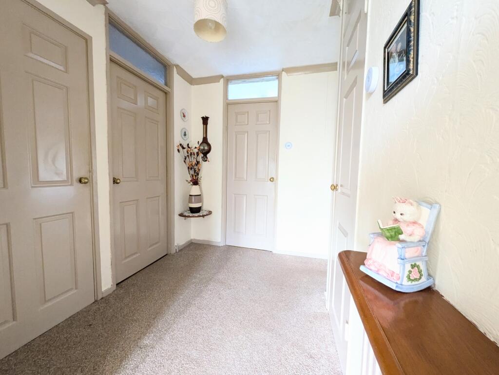 PXL_20250116_120050048.MP~2