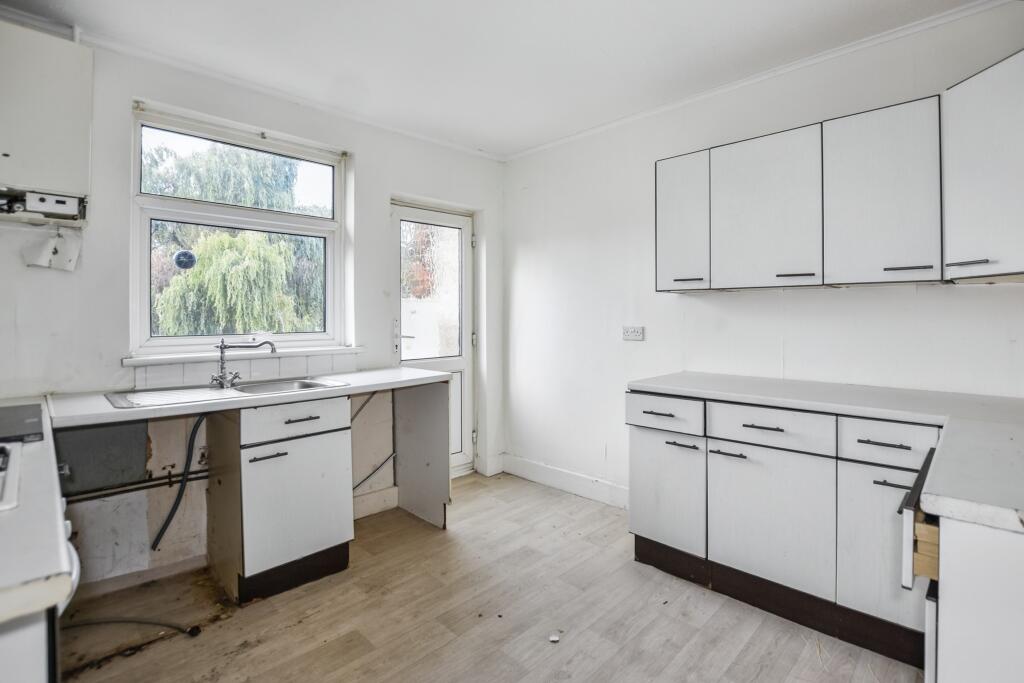 79 Grangehill Road, Eltham, London, SE9 1SF