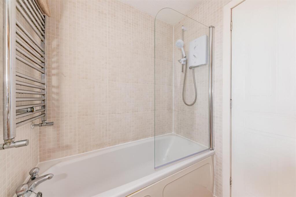 88 Peebles Drive Dundee-6.JPG