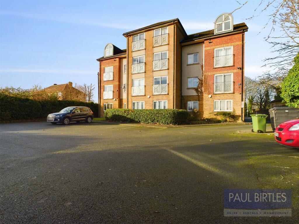 CAM04378G0-PR0062-STILL005.jpg