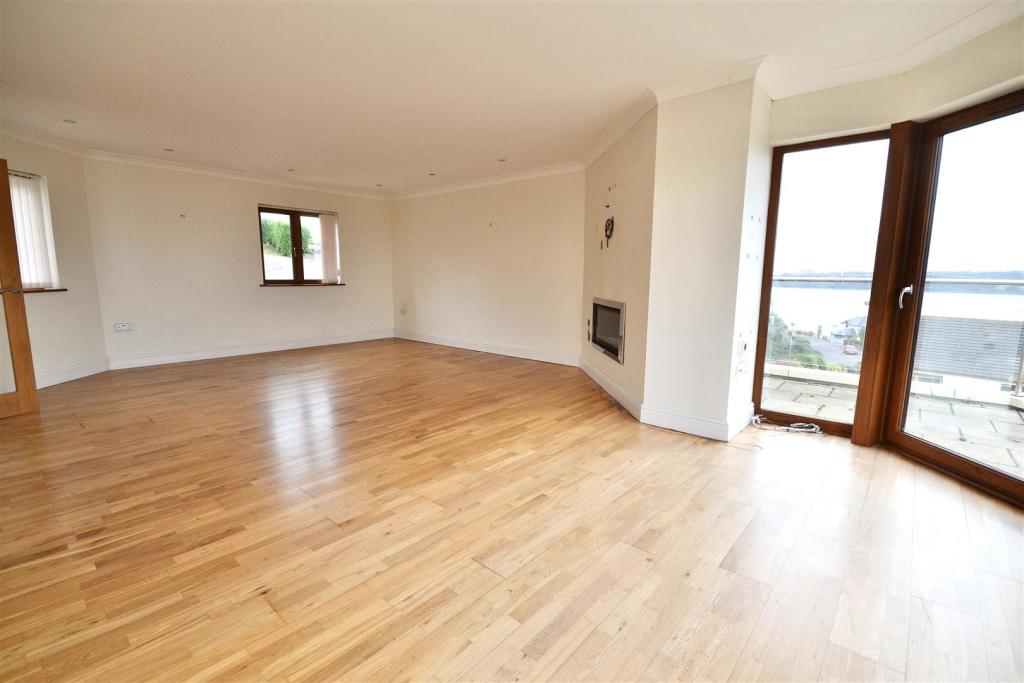 Living Room.jpeg