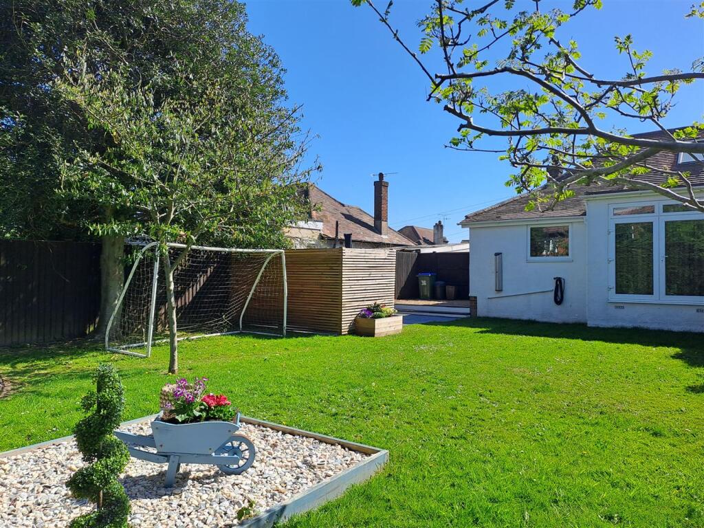 Rear Garden/Elevation