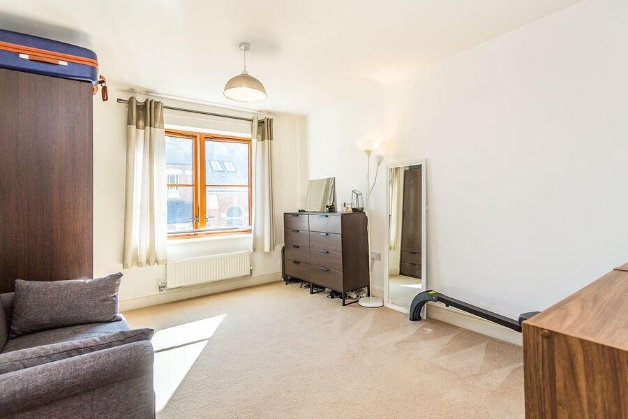 853b65a8-daf9-4892-b