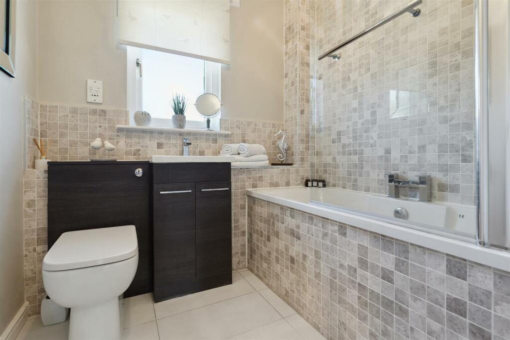 YATES HELLIER - 2 Craighead Drive (30 of 46).jpg