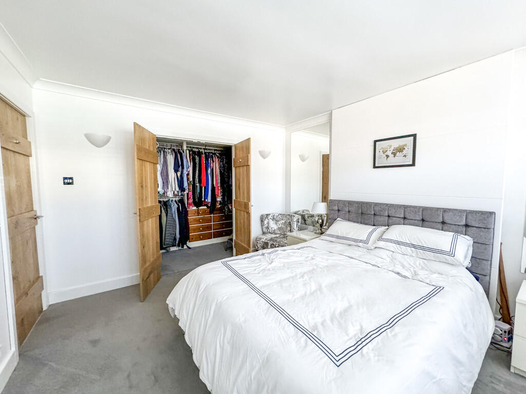 bed 1 image 2