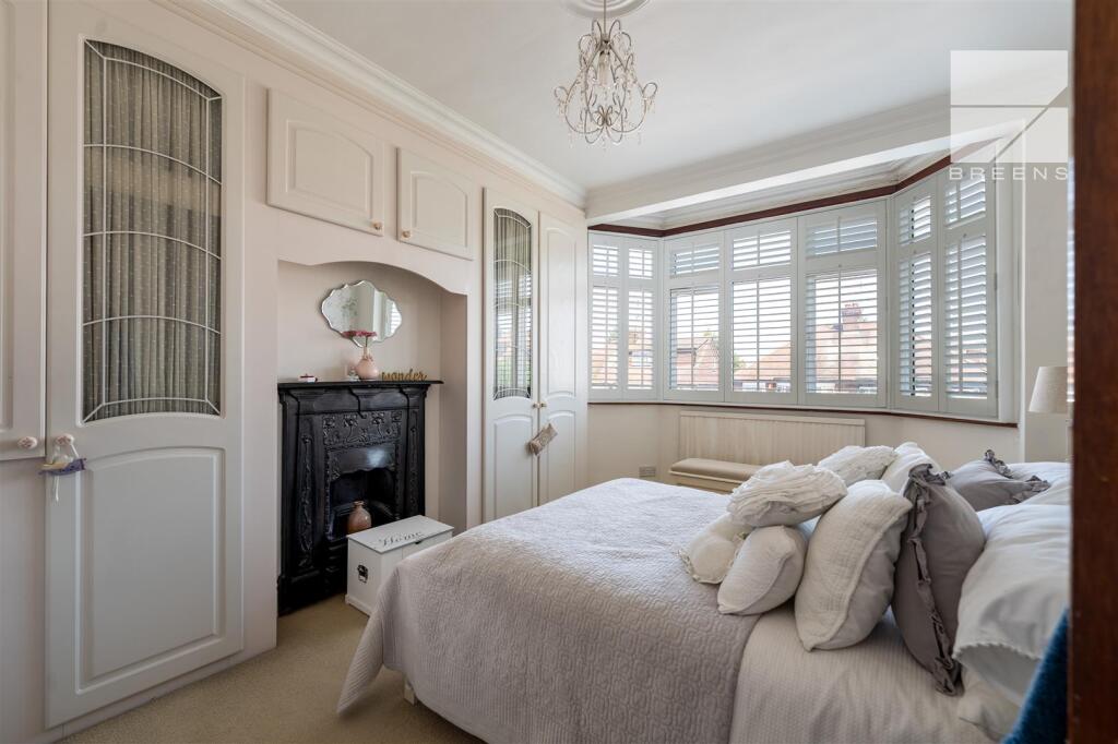 61 Brindwood Road_0001.jpg