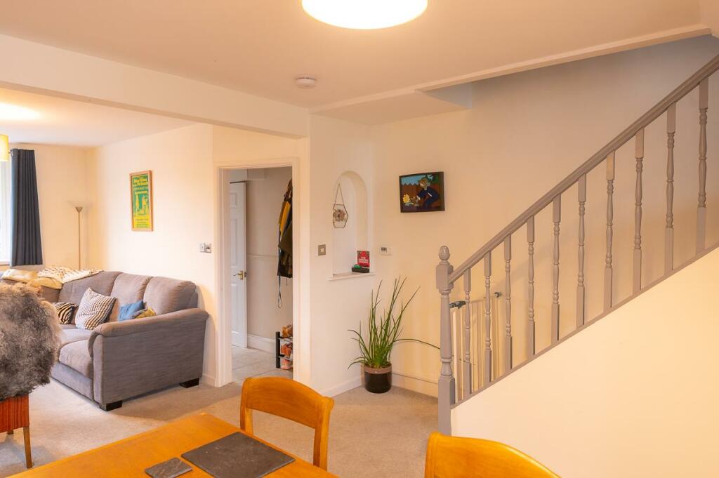 lounge-diner pic 3.jpg