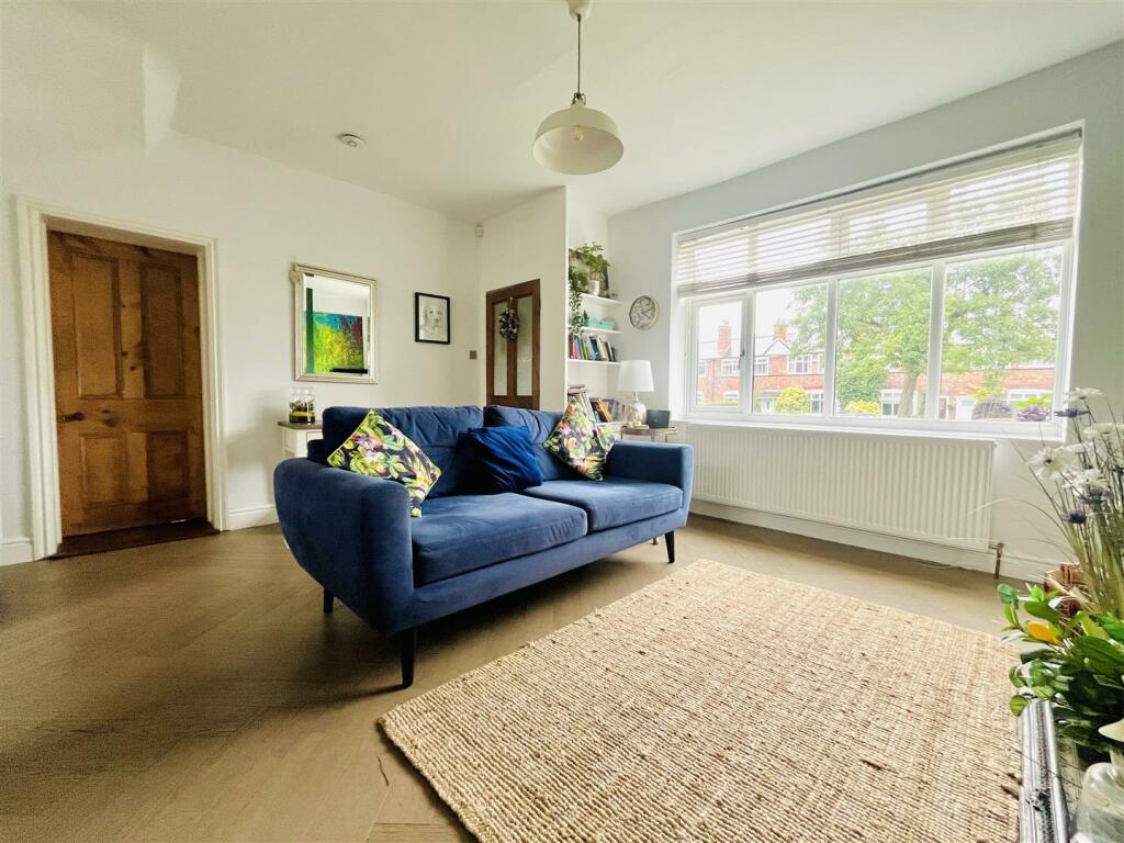 Living Area Aspect 2