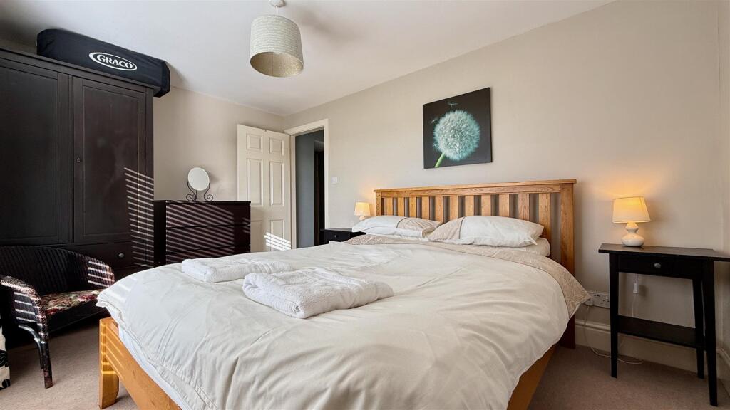 bed 1