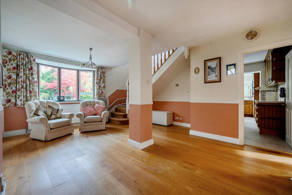 1374033-17-690370...