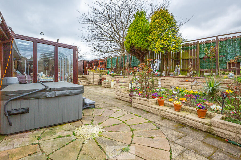 Back garden 1.4