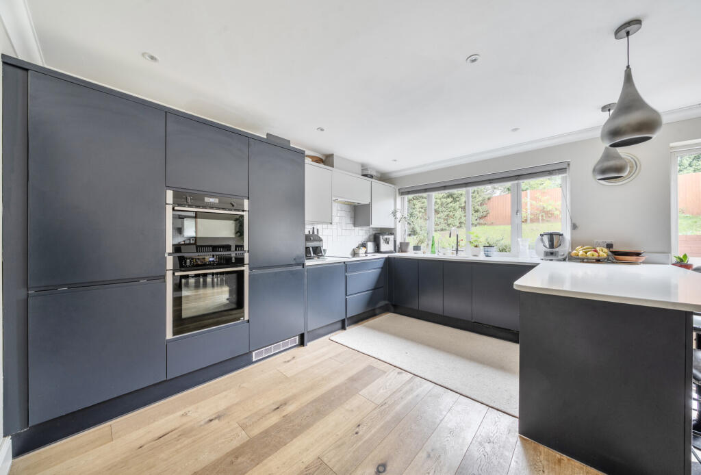 1359541-16-68e8d7...