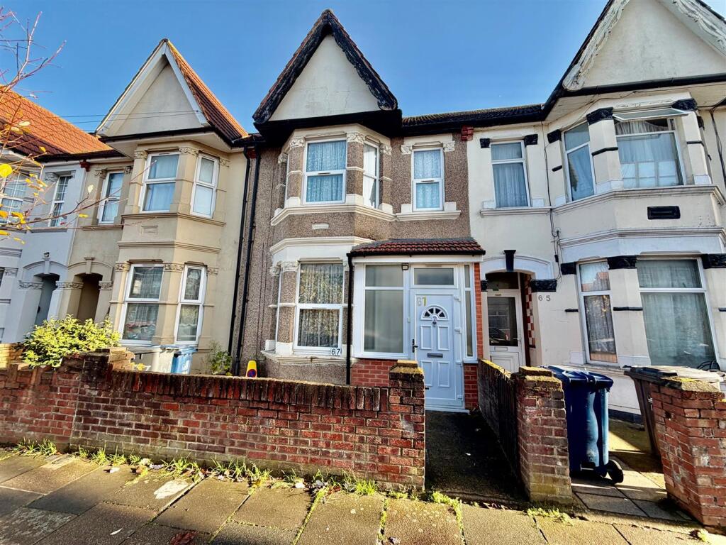 Saxon Road, Southall